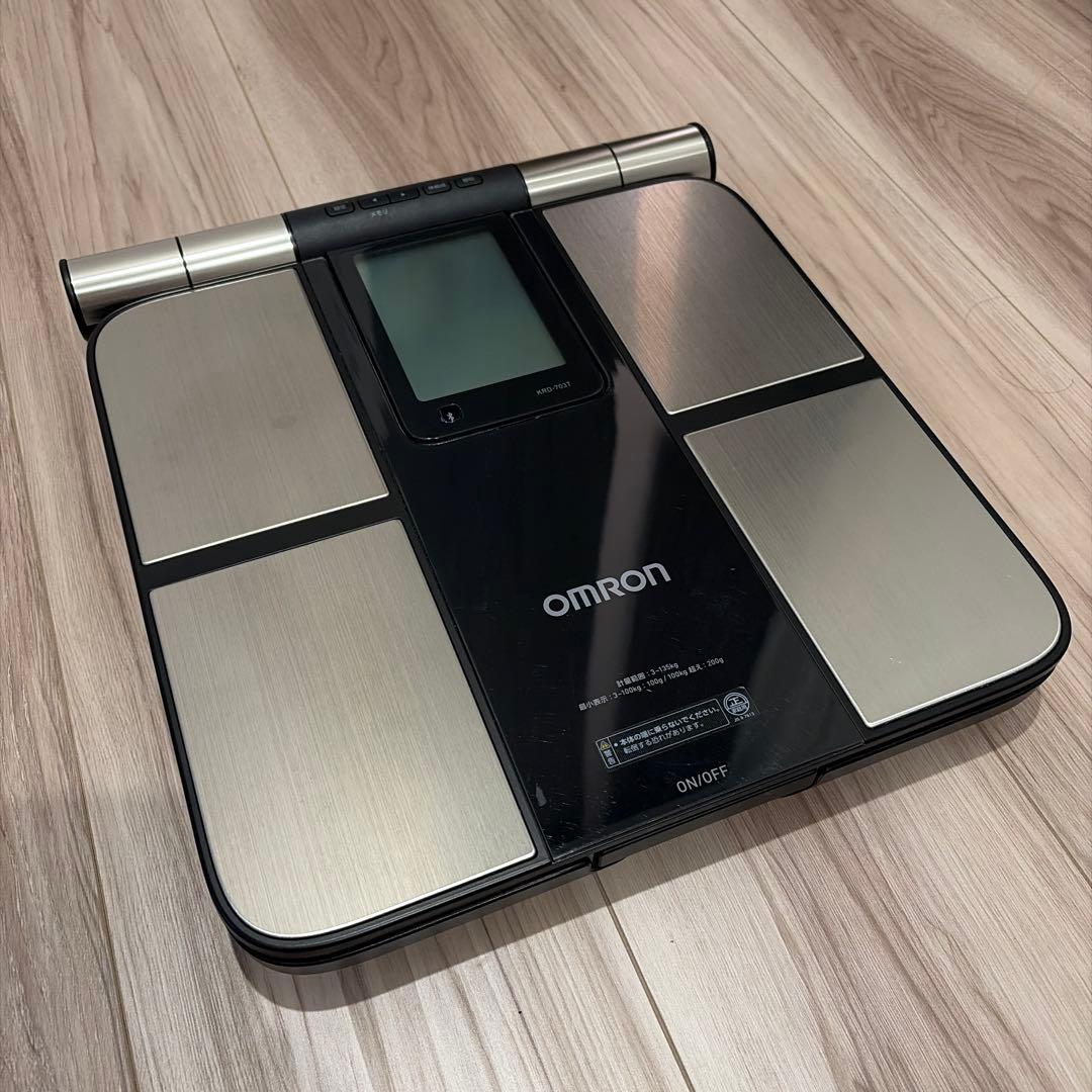 OMROM オムロン 体重体組成計 KRD-703T 体重計