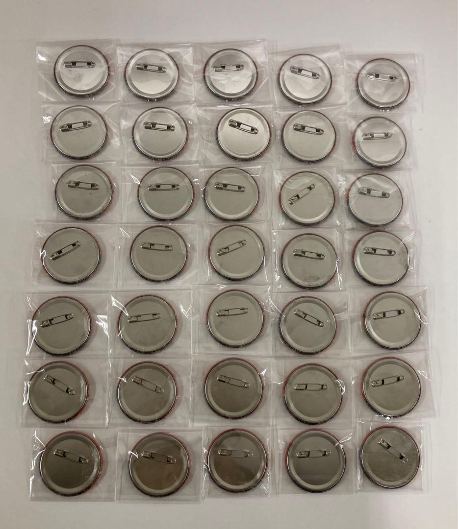 ブラスタ　BLACK STAR ミズキ　缶バッジ　33260106J08S