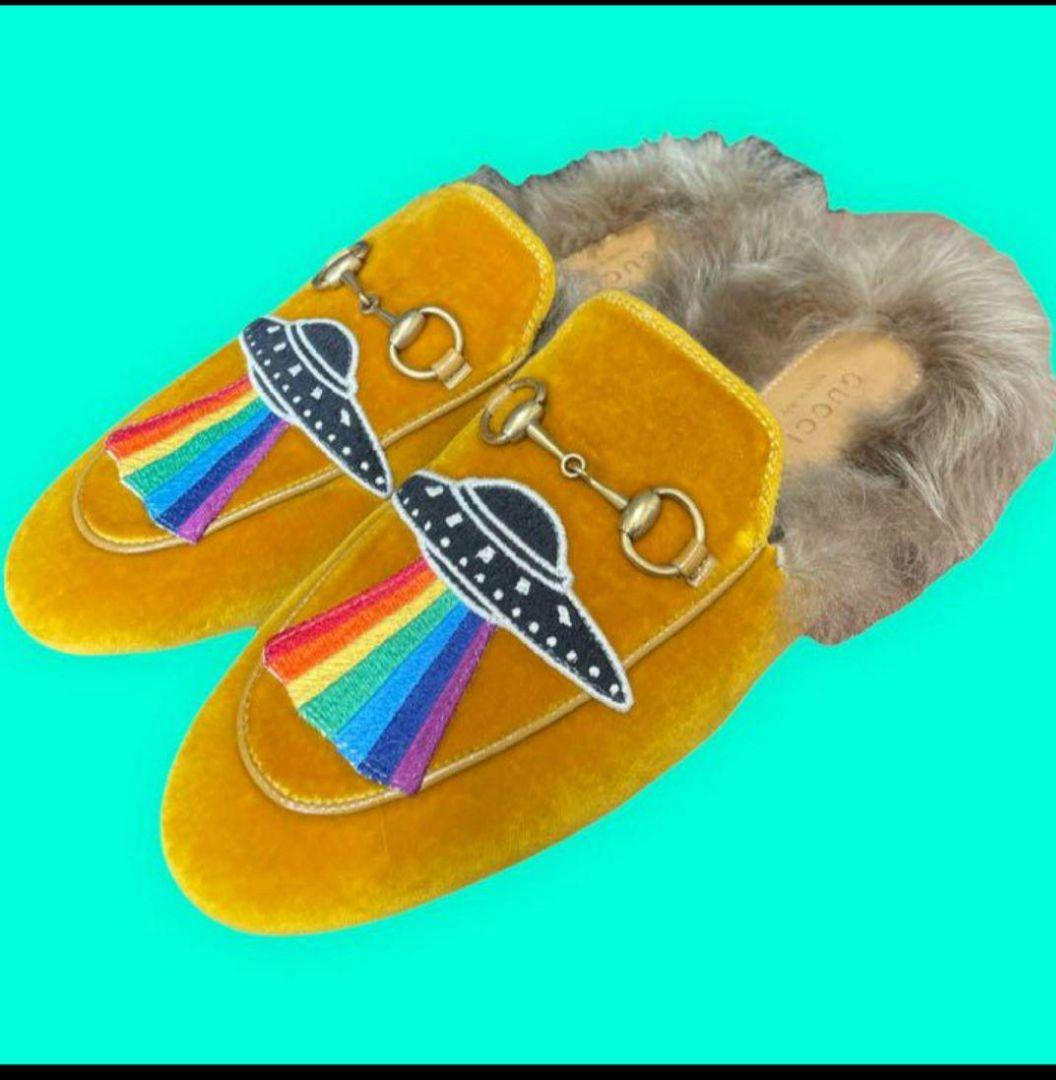 ま*迎様 美品　GUCCI　プリンスタウン　クーリエ　スリッパ　ミュール　ファー