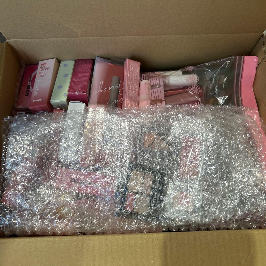 プチプラ、韓国リップまとめ売り　135点