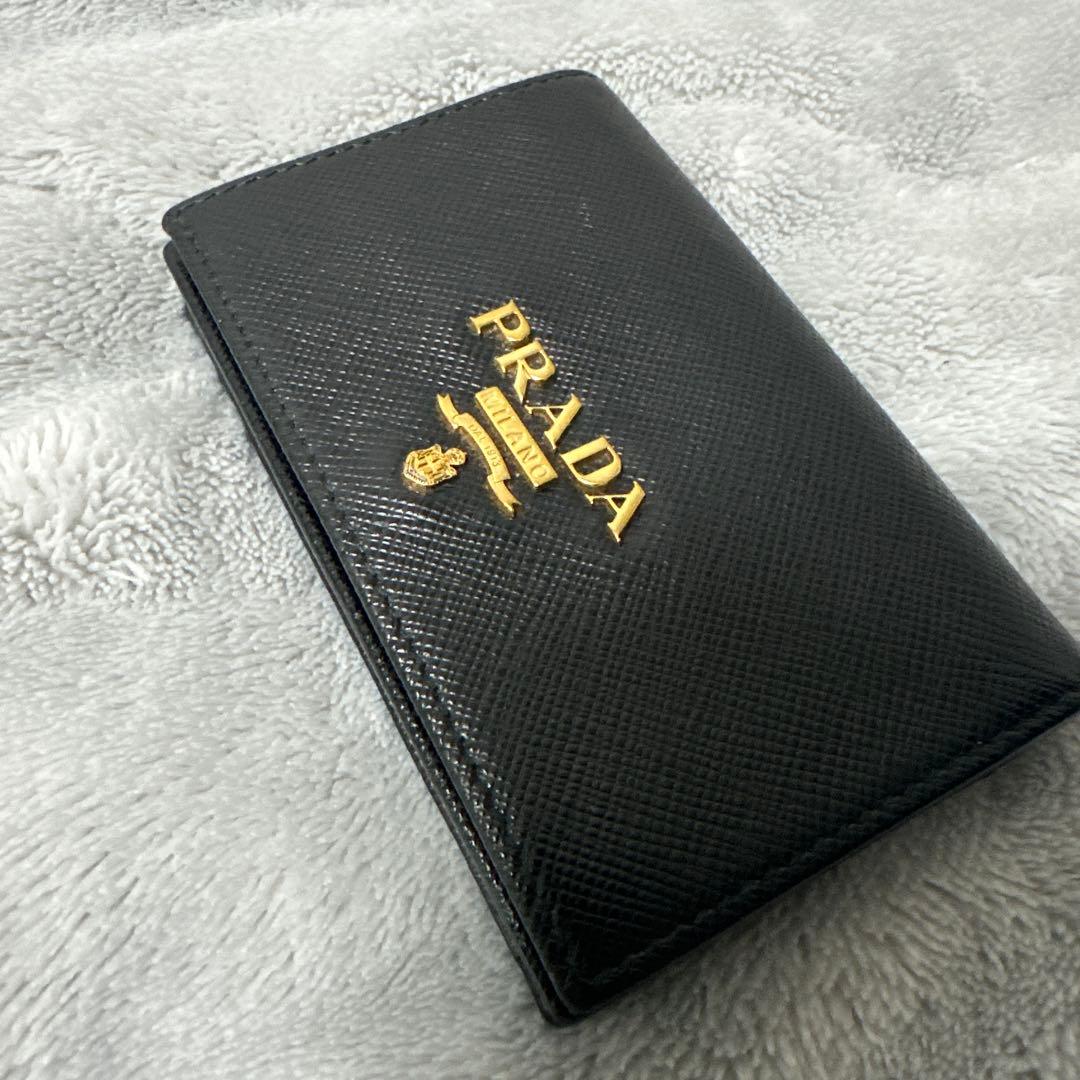 PRADA ブラックレザー 名刺入れ