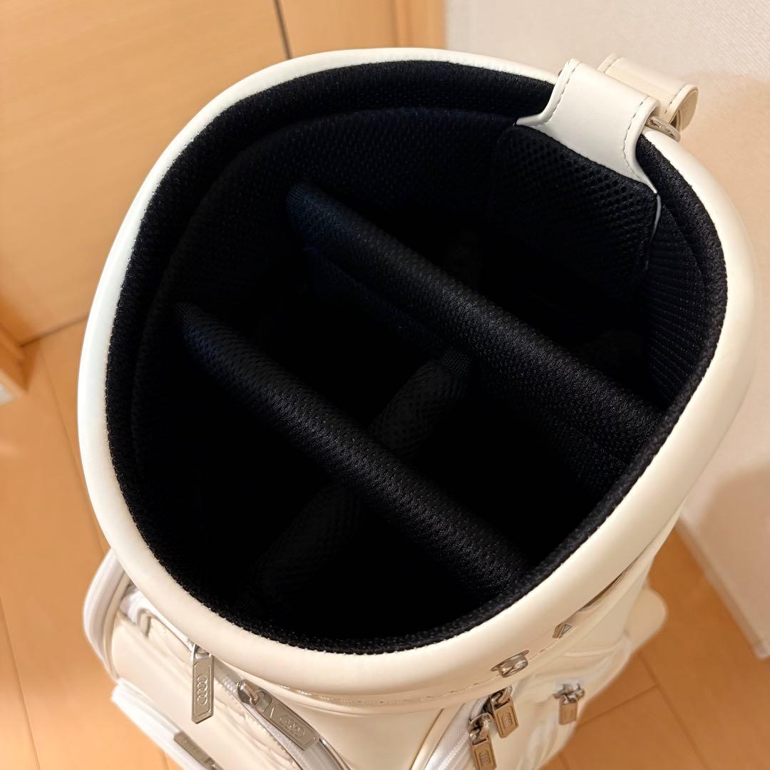 【新品未使用品】アウディ キャディバッグ ゴルフバッグ　ホワイト