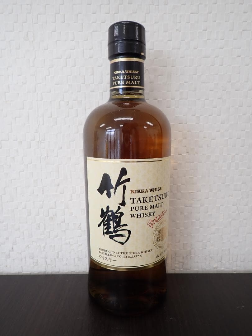 新品未開栓 竹鶴ピュアモルトウイスキー 700ml アルコール43%
