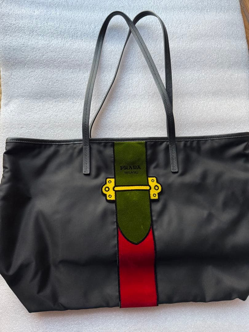 PRADA　プラダ　ナイロントートバッグ　ベルベット柄　ブラック
