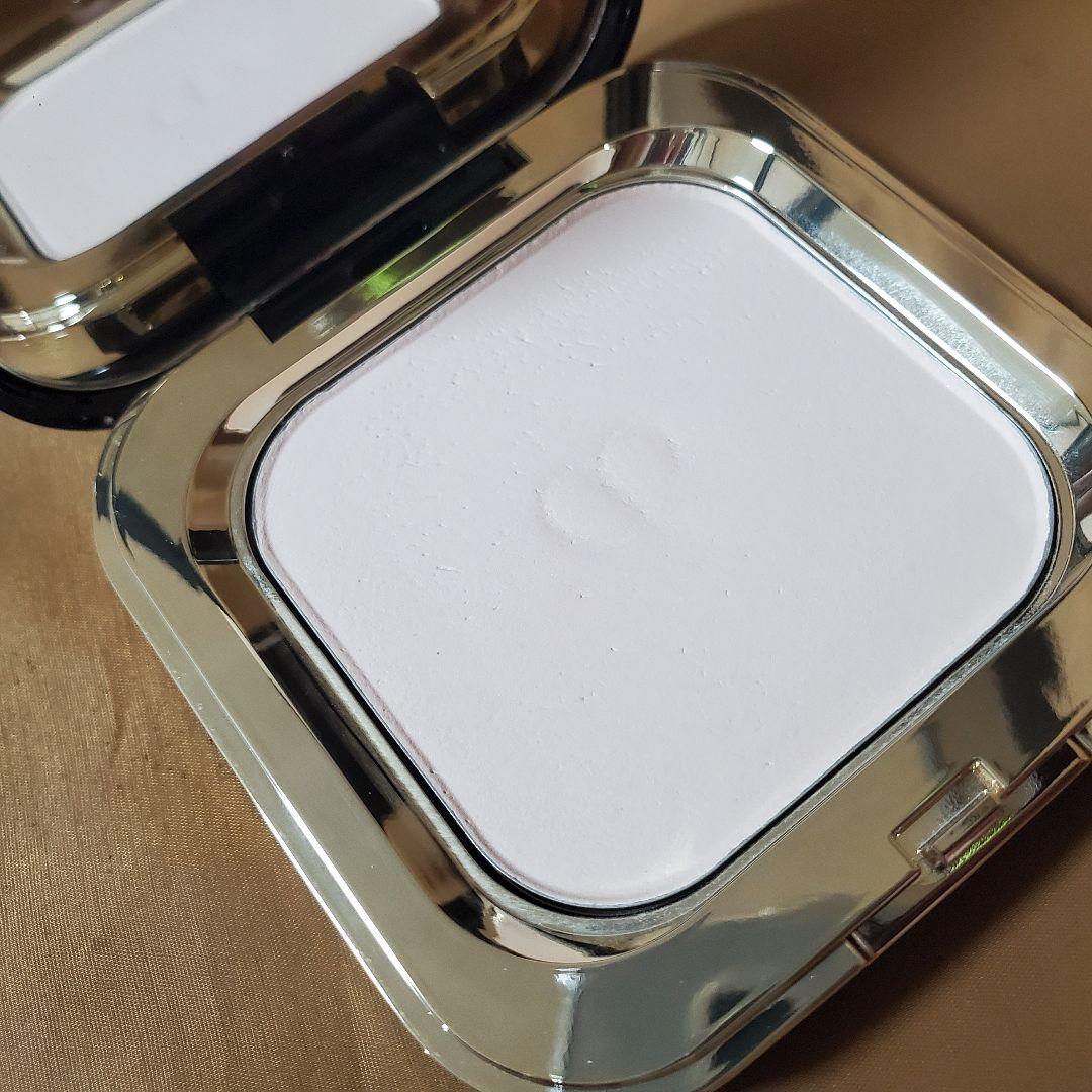 資生堂 クレドポーボーテ プードルコンパクトエサンシエルn