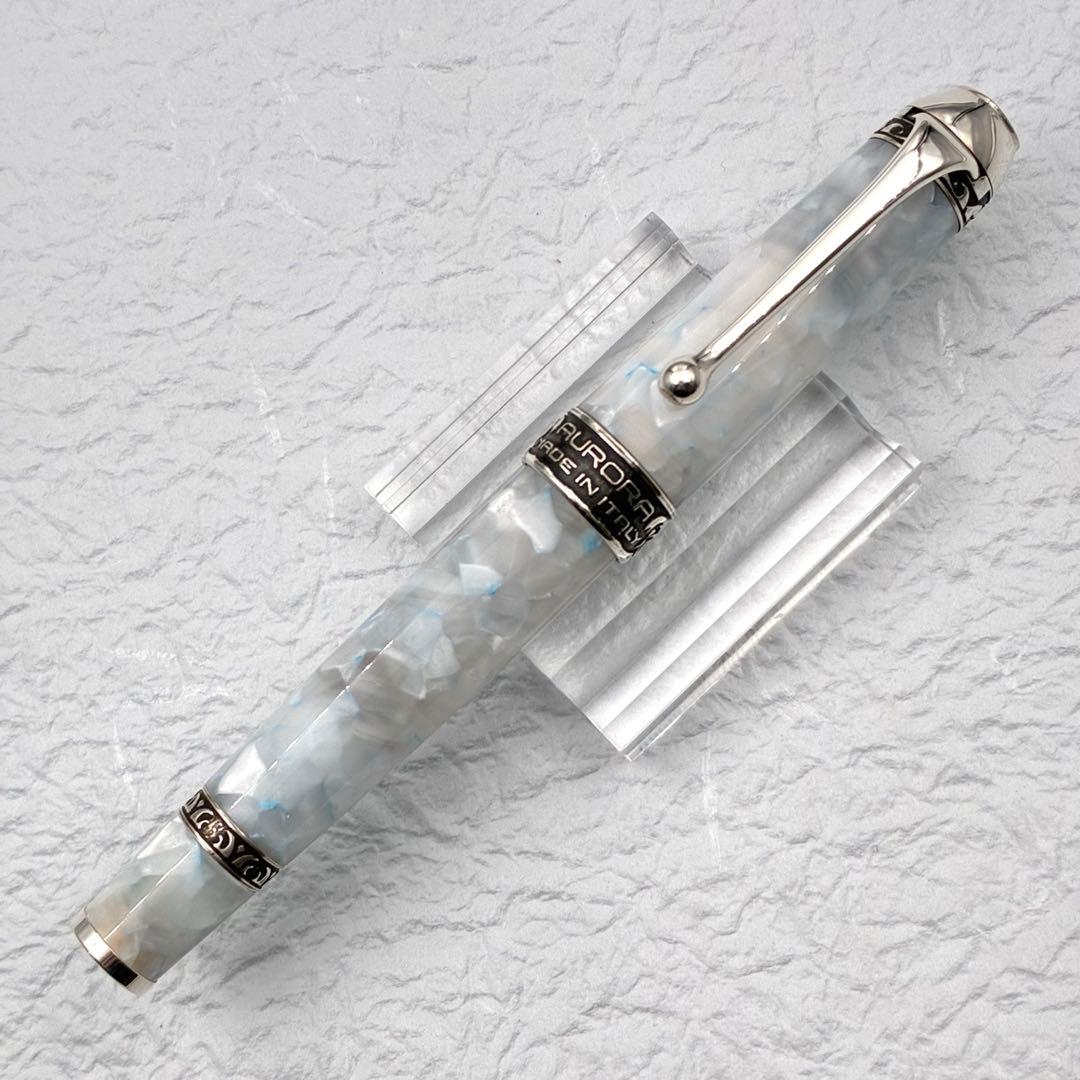 アウロラ AURORA オチェアーノ・グラチアーレ・アルティコ （北極海）