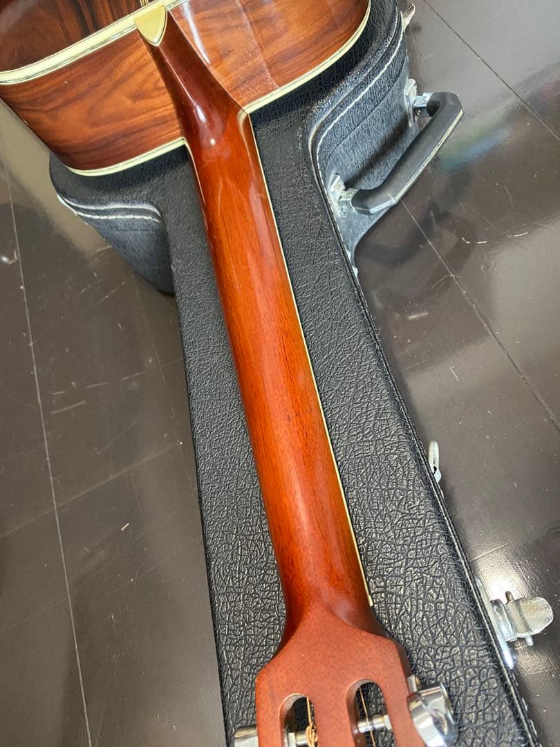 アコースティックギター　k.yairi