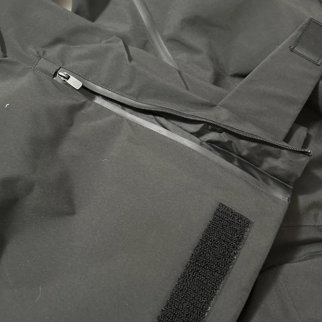 ●ZARA●ザラ●スキーウェアパンツ●スノーボードウェア●M●新品●