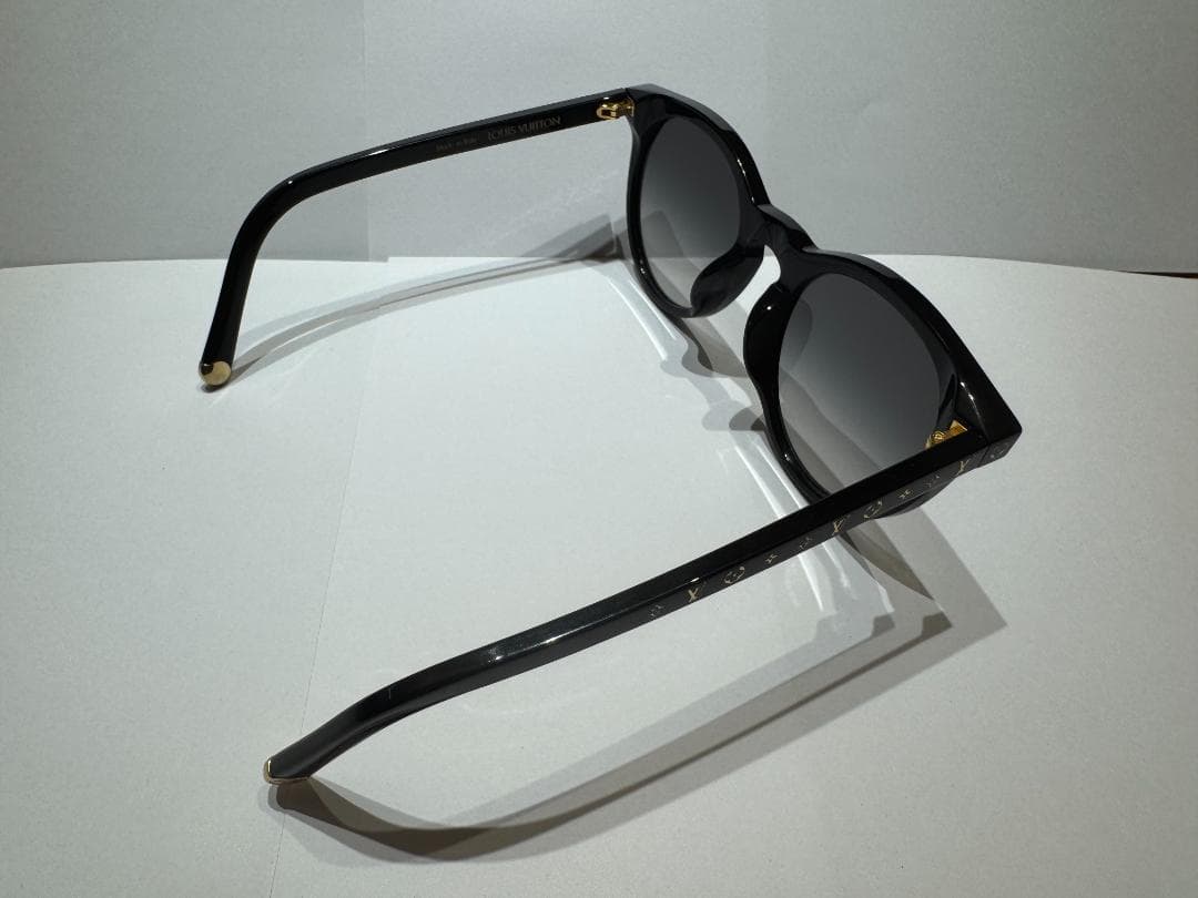 ルイヴィトン モノグラムライトラウンドZ2004Eサングラス