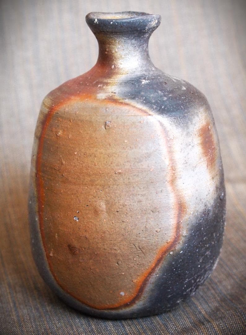 最上作★中村真【師：中村六郎・金重道明】備前（窯変）徳利★共箱