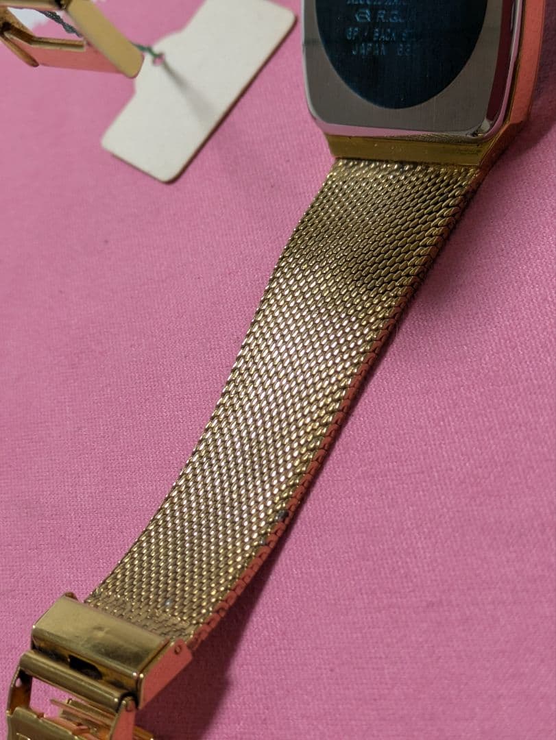 RICOH ブラック＆ ゴールド アンティーククォーツ腕時計