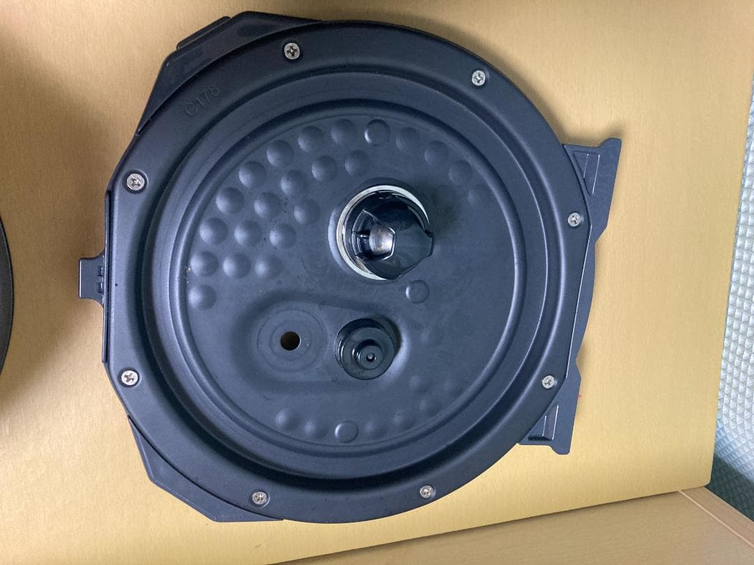 ★美品★ZOJIZUSHI 象印 圧力 IH 炊飯器 ジャー NP-ZF10