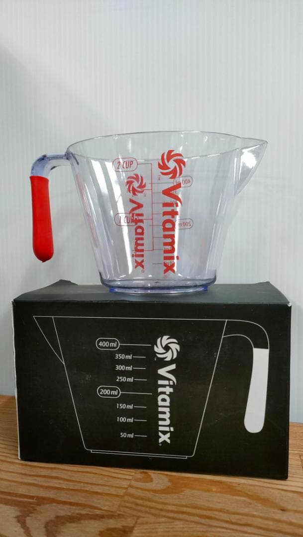 【未使用に近い】バイタミックスE520　ホワイト　保証書つき　1607