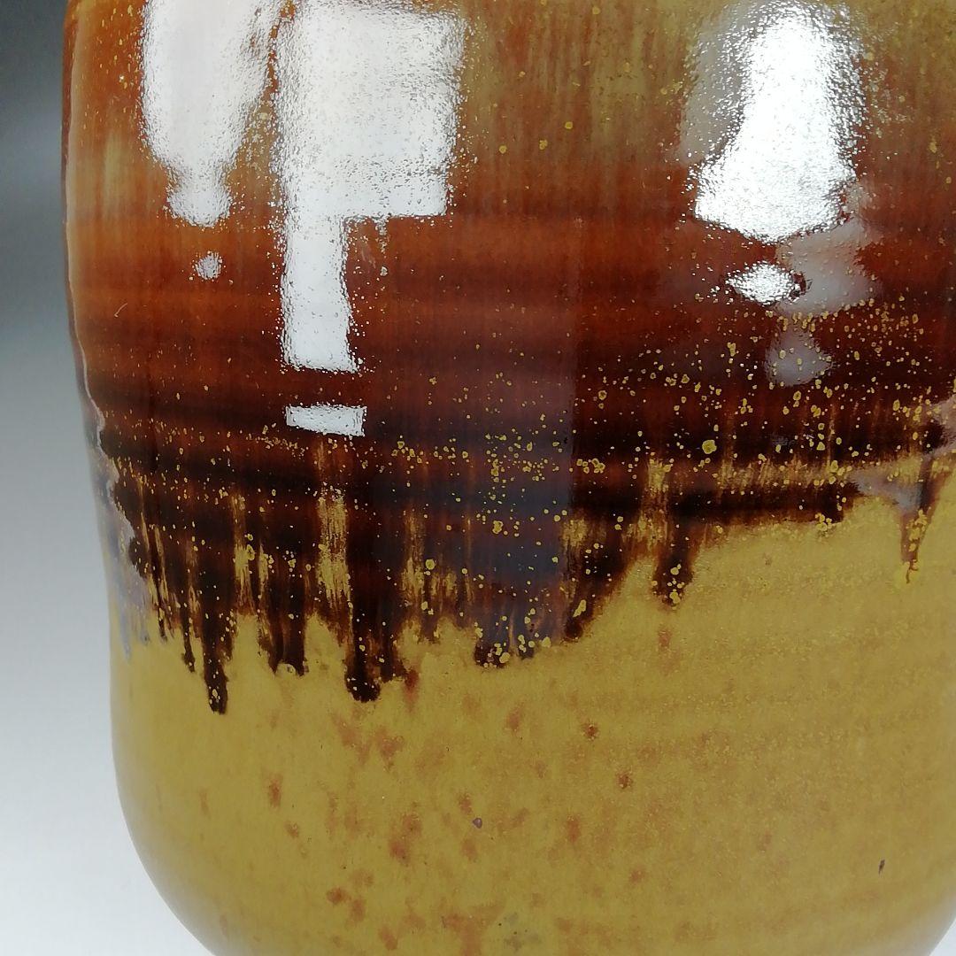 Ｗ６３　水指　『高取　水指』『笹山登古 作』　共箱　茶道具