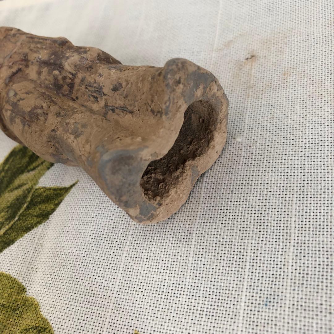 北魏文官俑　遺跡発掘品　北魏時代　６世紀　中国　明器　墳墓　陶器　焼き物