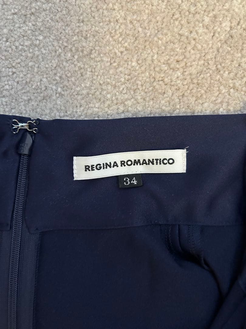 ◇未使用美品◇レジィーナロマンティコ　ネイビーパフスリーブワンピース ◇