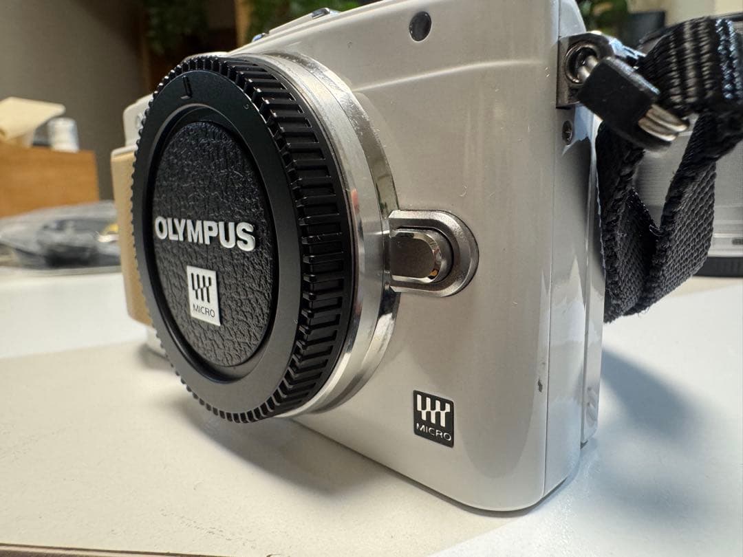 OLYMPUS PEN Lite E-PL5 ホワイト【訳あり】