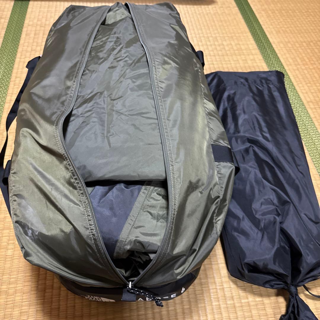 ノースフェイス エバベース6 フットプリント付き 専用ペグ無し