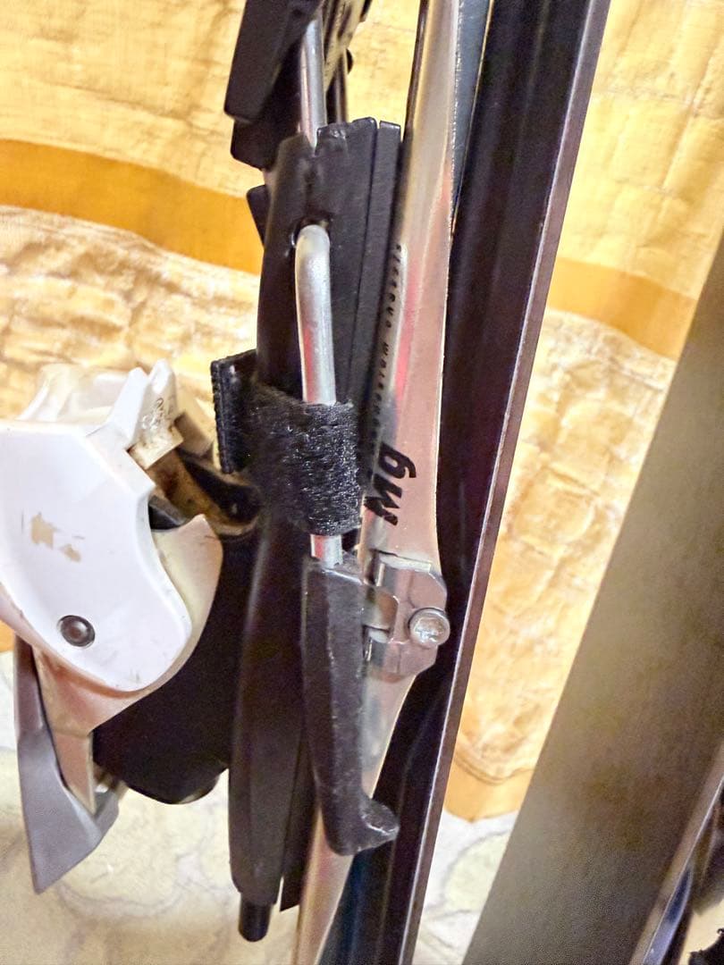 SALOMON SCREAMER スキー 青　145センチ送料込み