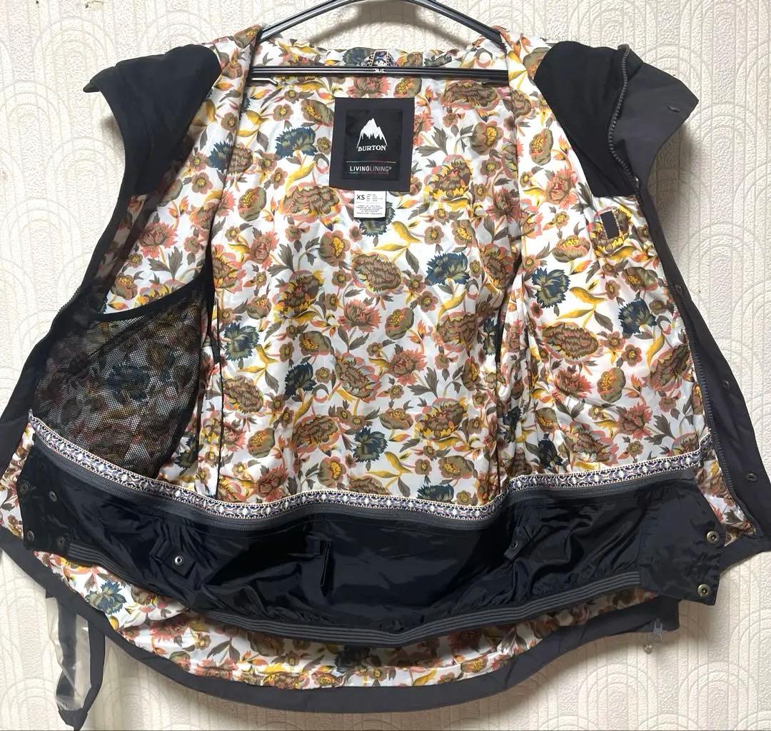 バートン♣︎防水性スノーボードウエアー　ジャケット XSサイズ