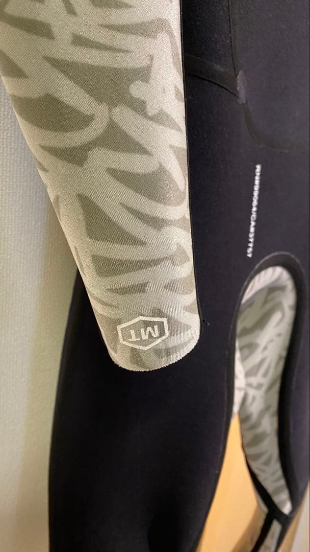 【MT】RVCA 3/2 BALANCE CHEST ZIP FULLSUIT