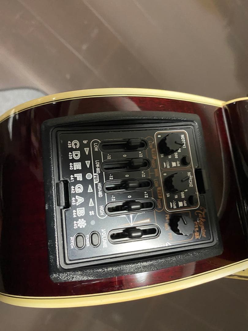 アコースティックギター　takamine