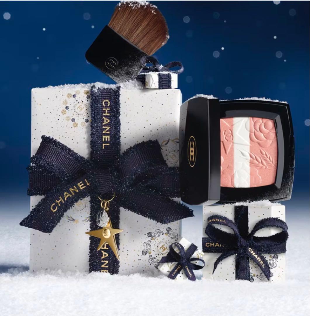 【ほぼ新品】ホリデー限定★CHANEL 998チーク&ハイライト　ブラシ付き