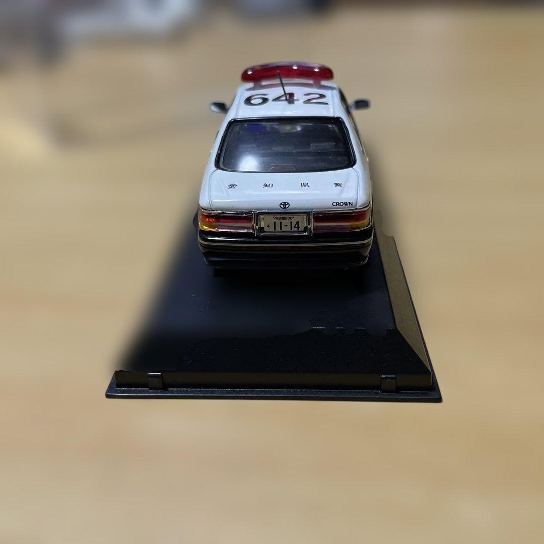 17クラウン　ミニカー　1/43