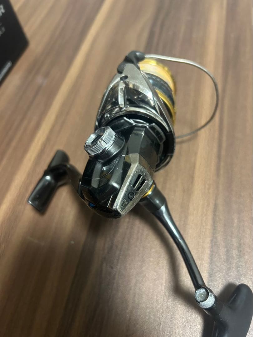 リール SHIMANO 20TWIN POWER 4000MHG