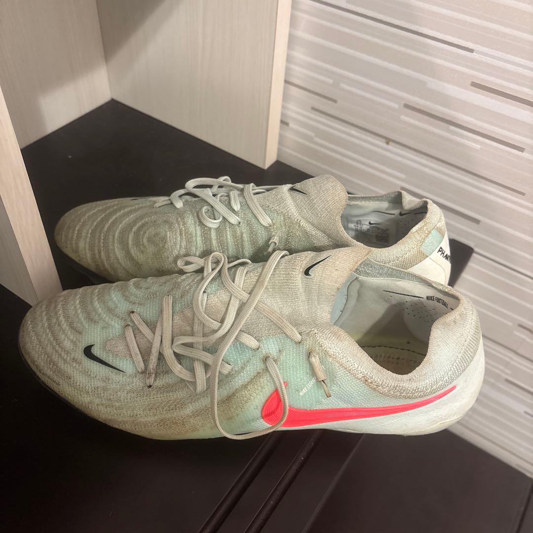 NIKEファントムGX2エリート