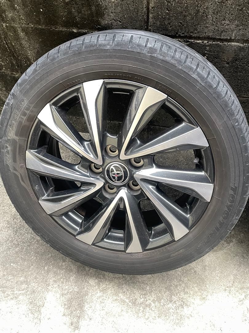 トヨタ 純正　タイヤホイールセット アルミ　１７インチ　①