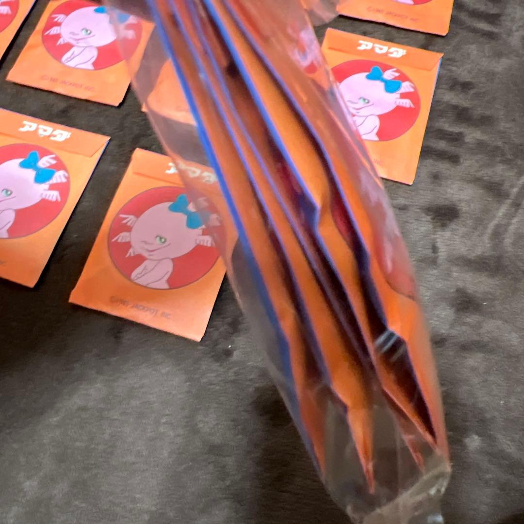 アマダ　ウーパールーパー　カラーバッジ45個入　未開封品