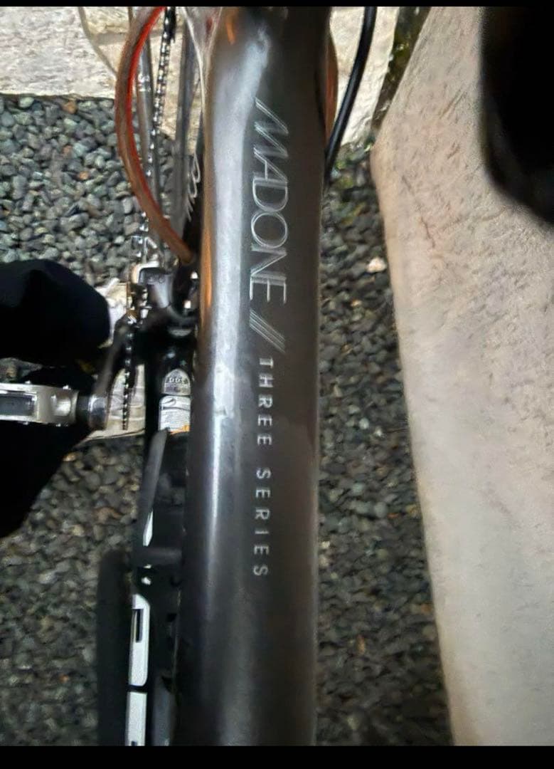 TREKフルカーボンロードバイク