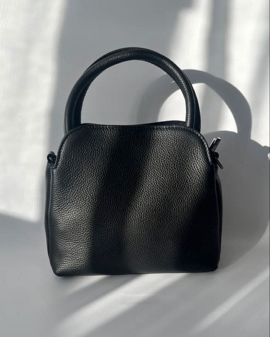 ◾️値下げ中 新品未使用seloah Cube mini leather bag