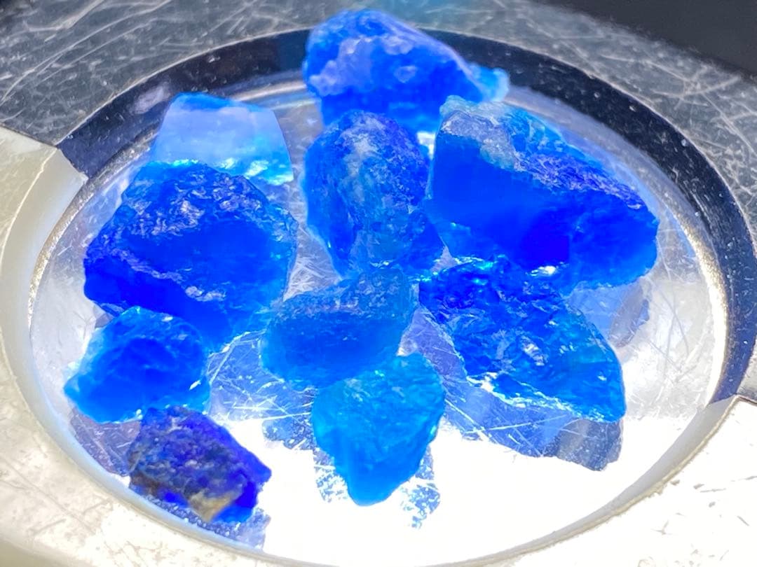 ハユーン　クリスタル　アウイン　アウイナイト　10ct コバルトブルー