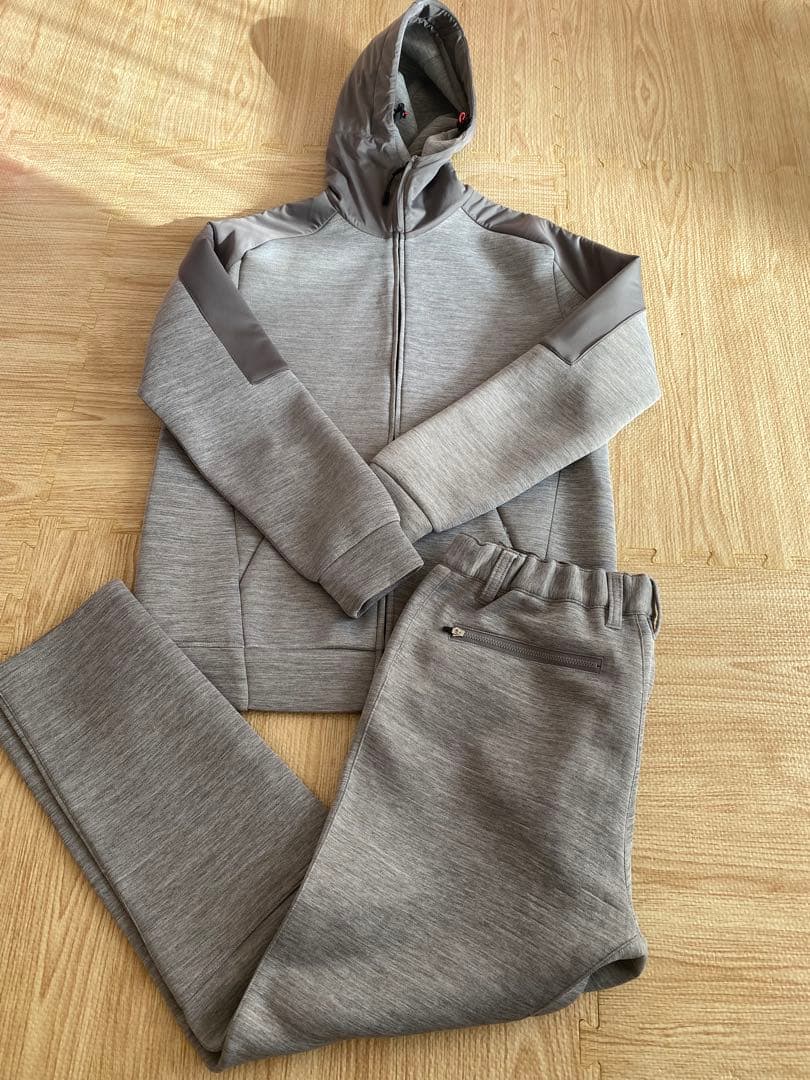 BRIEFING グレー パーカー・パンツセット