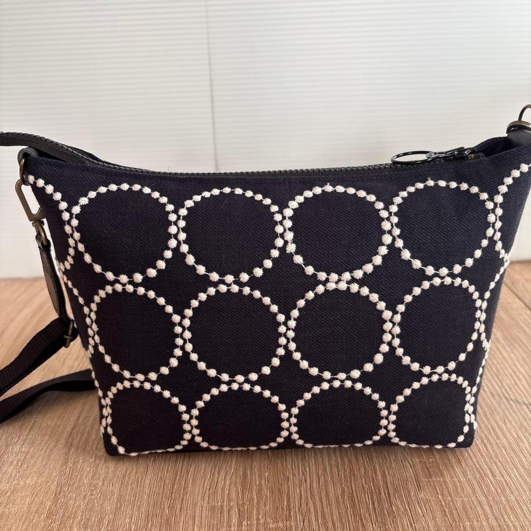 ハンドメイド　ふっくらショルダーバッグ　ミナペルホネン　タンバリン