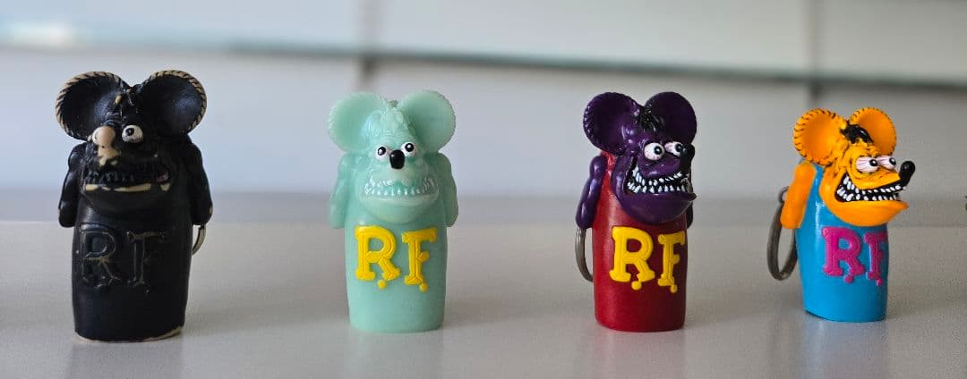 ラットフィンク ライターキャップ キーホルダー 畜光タイプ１体