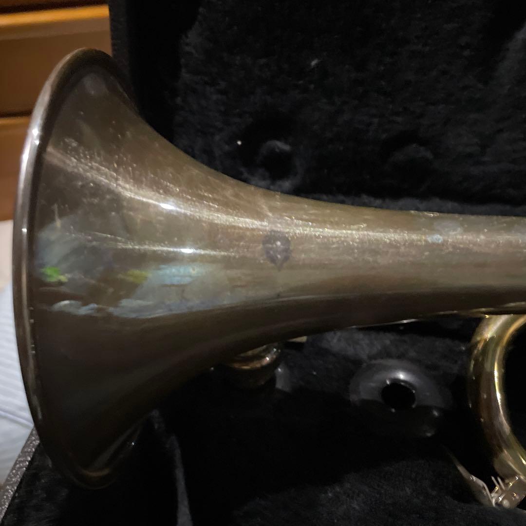 シルバー トランペット ケース付き　消音器付き