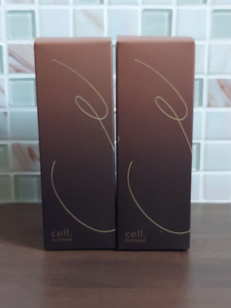 新品未開封　セルドット　エッセンスPT　プラチナム美容液　30mlファビウス