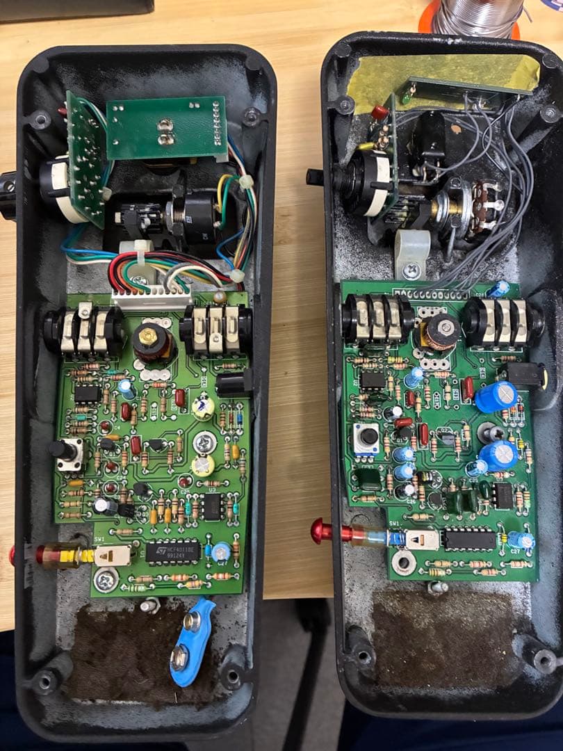 ジャンク crybaby 535 2台