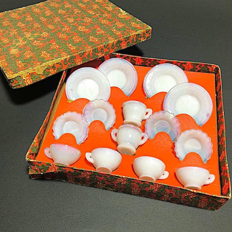 ままごと ティーセット 乳白 ガラス 玩具 検）ペロペロ 金平糖 おはじき 戦前