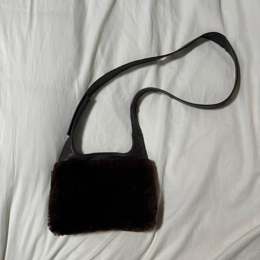 リ*ゴ様 FW1999 Prada Real Far Shoulder Bag