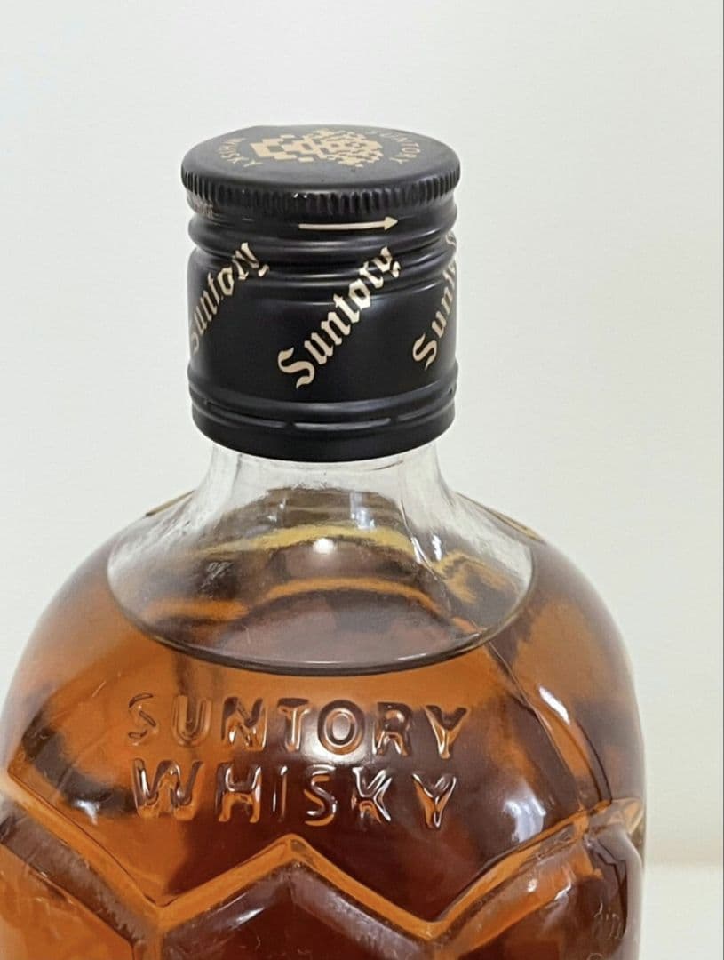 ★最終値引き★終売品　サントリー 黒角 味わい旨口 700ml 　 角瓶