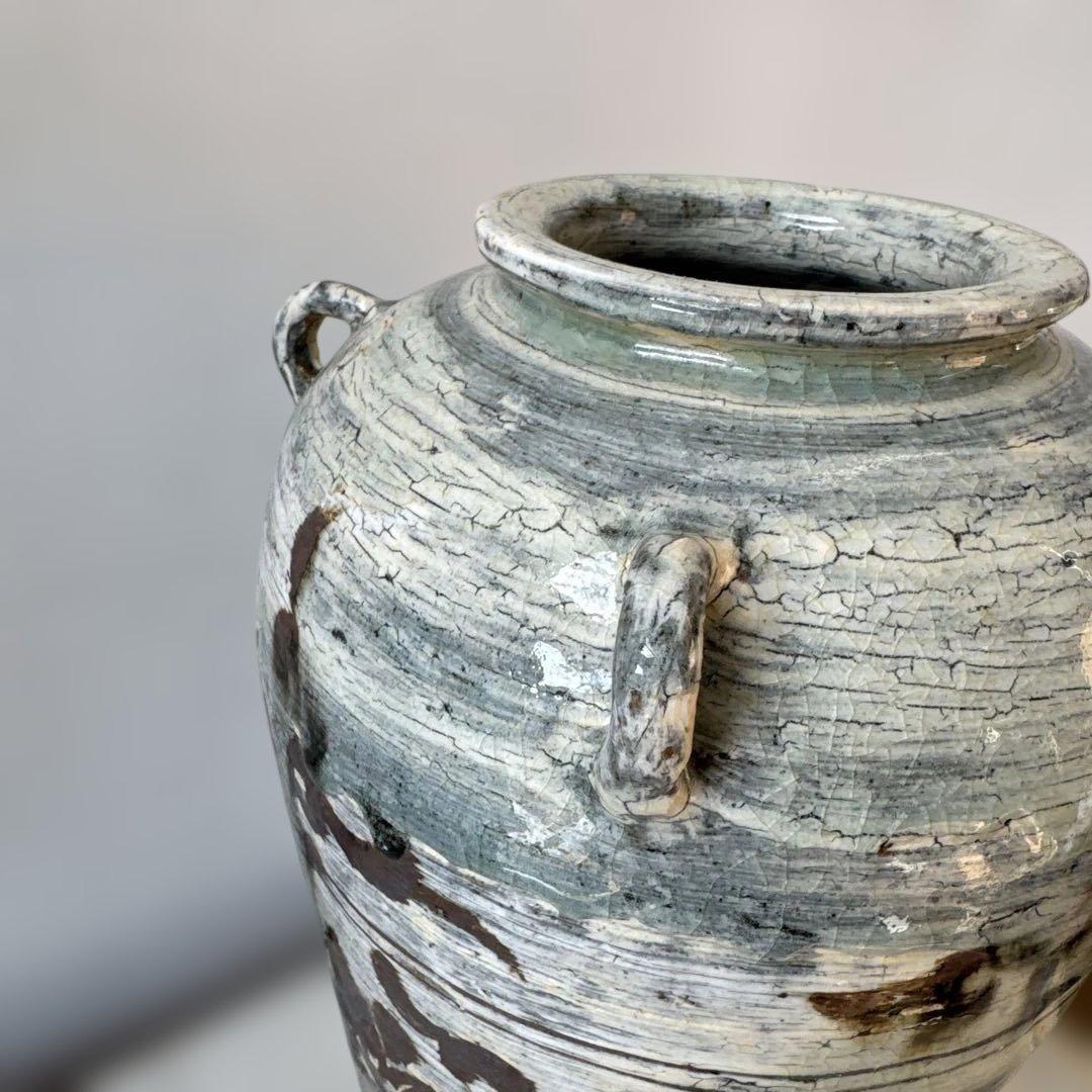 韓国　古美術　灰色と黒の模様の陶芸の壺