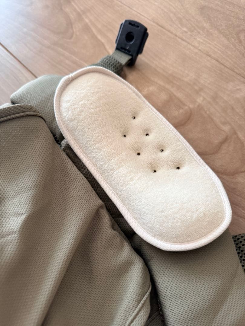 【美品】Aprica ラクリス　抱っこ紐　（カーキ）値下げ可