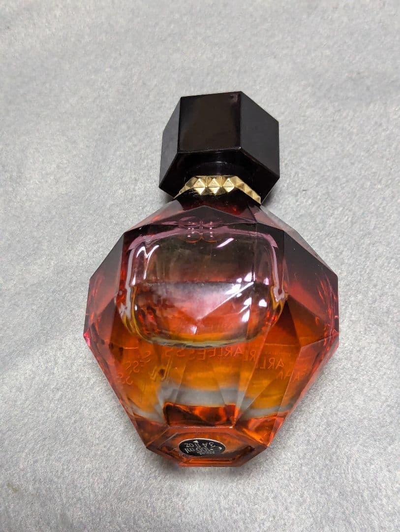 希少ヴィクトリアシークレットフィアレスオードパルファム100ml