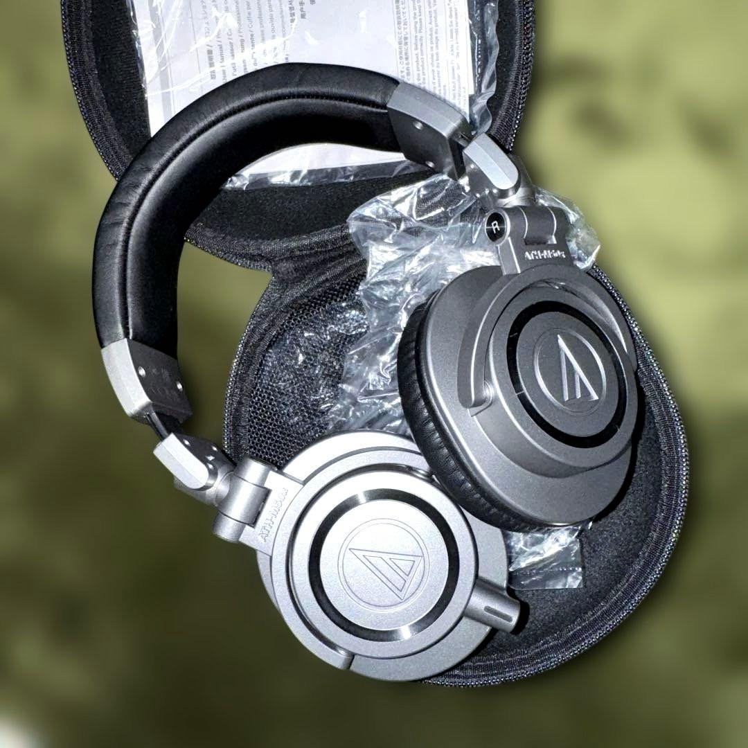 【美品】Audio-Technica ATH-M50x DJヘッドホン シルバー