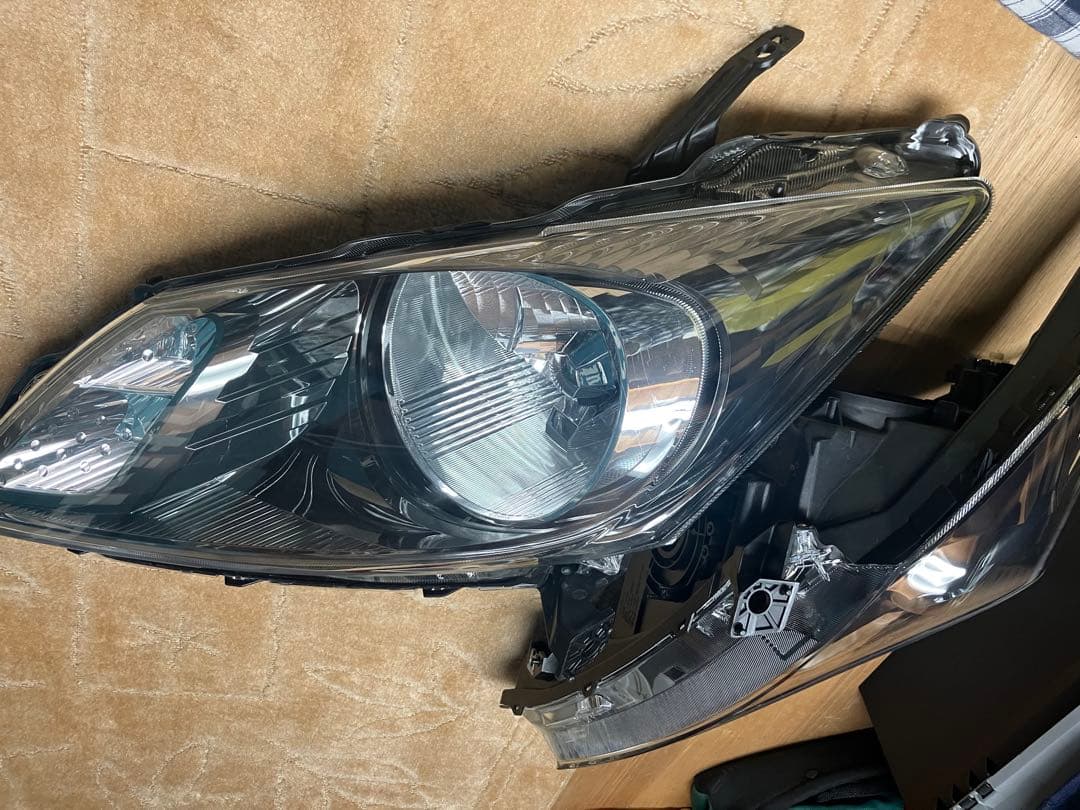 直接引取限定‼︎ ホンダ フリード GB3後期型ヘッドライト クリア 2個セット