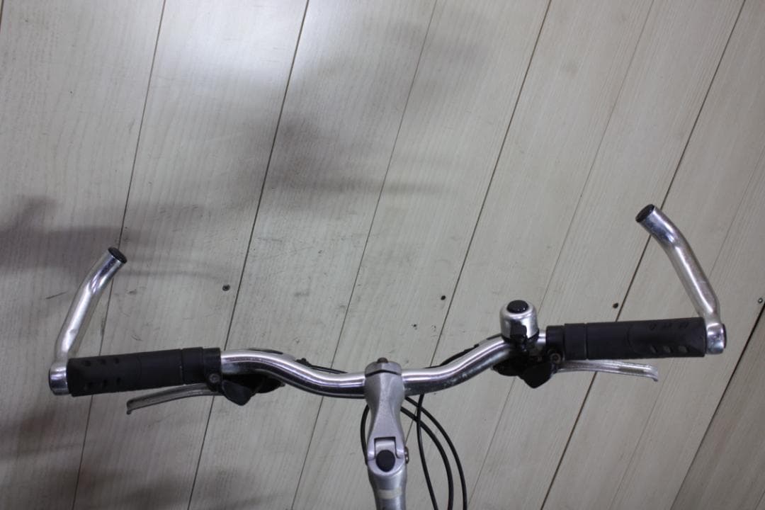 ルイガノ LGS-TR1 700C アルミ シマノ24速 420mm 白クロス